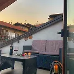 Piccola Nel Centro Storico Arona