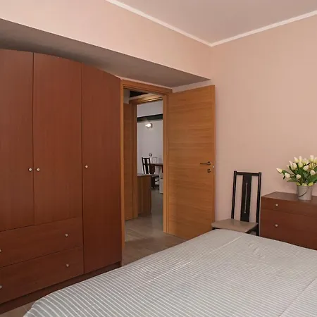 Piccola Nel Centro Storico * Arona