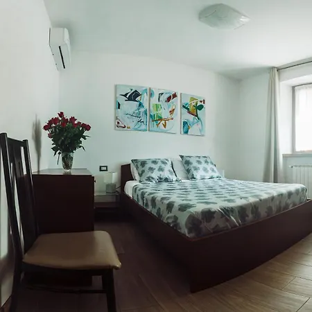 Piccola Nel Centro Storico Apartmán