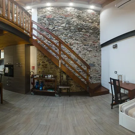Piccola Nel Centro Storico Apartmán Arona