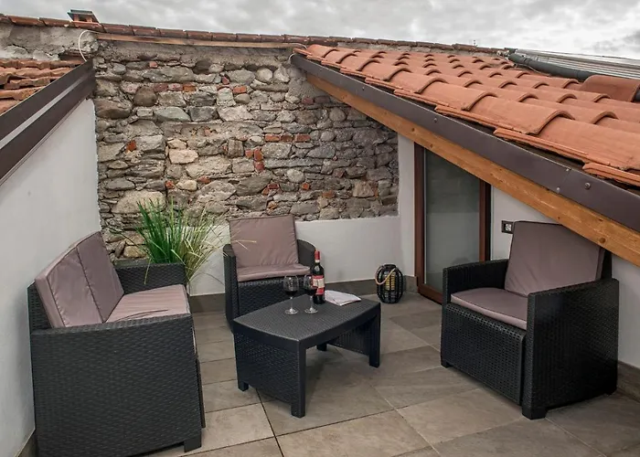 Piccola Nel Centro Storico 아파트