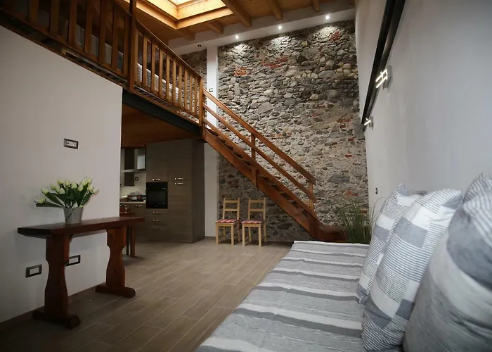 Apartament Piccola Nel Centro Storico Arona