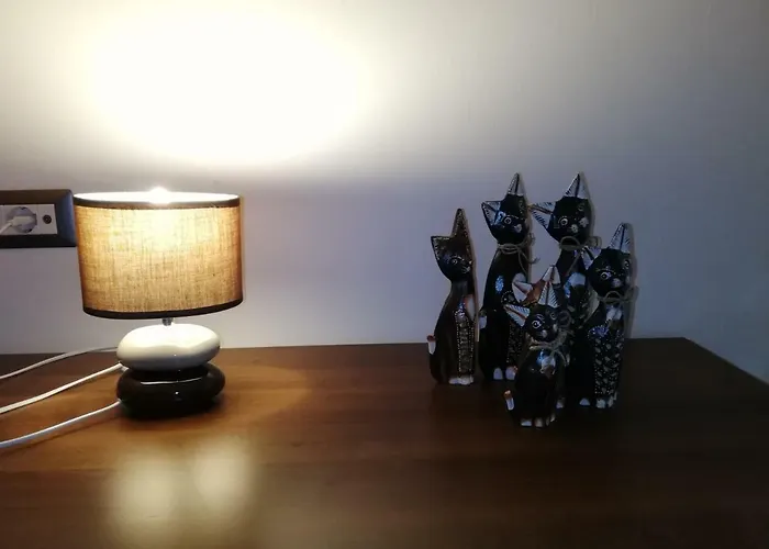 Piccola Nel Centro Storico 아파트 아로나